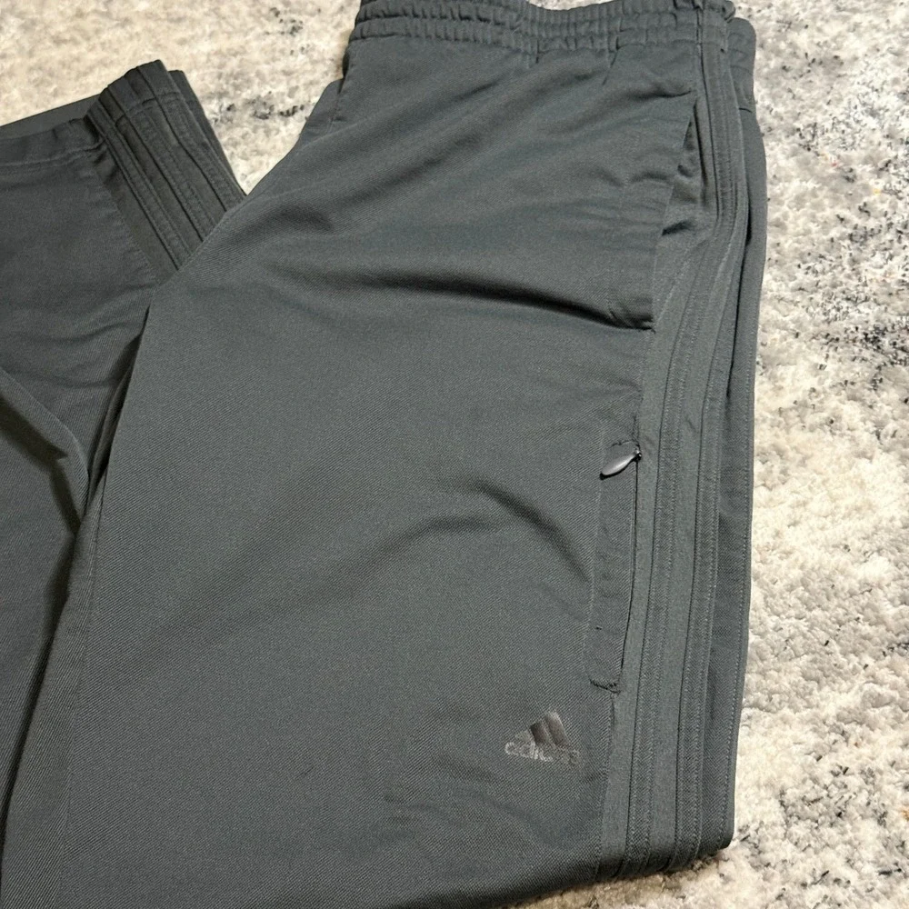 Adidas Mens XL Gray Track Pants Athletic‎ 3-Stripe Zipper Pocket Straight Leg